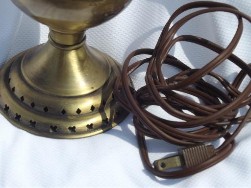 photo of vintage electric lamp, antique oil lamp type w/ glass hurricane chimney #4