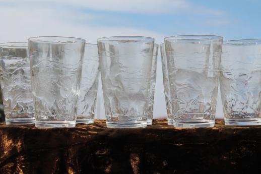photo of vintage embossed clear glass tumblers w/ buffalo, bears, animals of the Rockies scenic EAPG #1