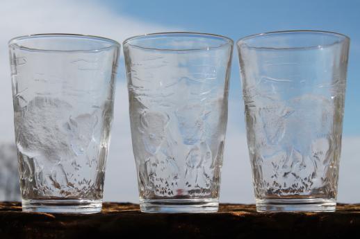 photo of vintage embossed clear glass tumblers w/ buffalo, bears, animals of the Rockies scenic EAPG #3