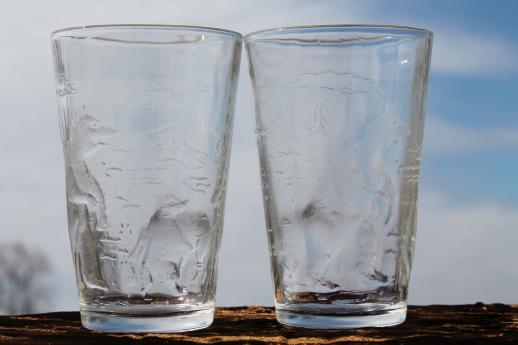 photo of vintage embossed clear glass tumblers w/ buffalo, bears, animals of the Rockies scenic EAPG #9