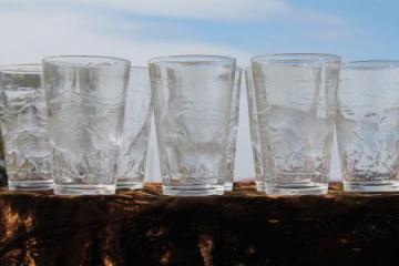 catalog photo of vintage embossed clear glass tumblers w/ buffalo, bears, animals of the Rockies scenic EAPG