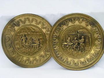 catalog photo of vintage embossed solid brass chargers, large plates or trays, Ye Olde English pub scenes