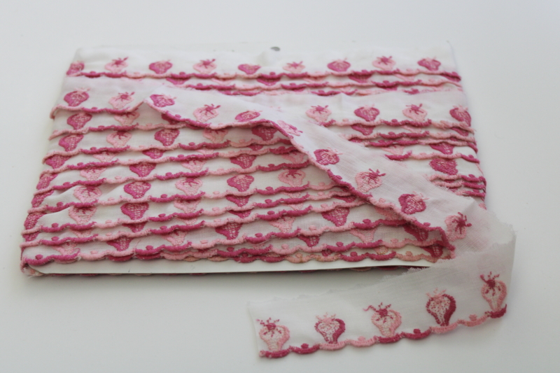 photo of vintage embroidered cotton edging w/ pink strawberries, flat trim raw edge to ruffle #1