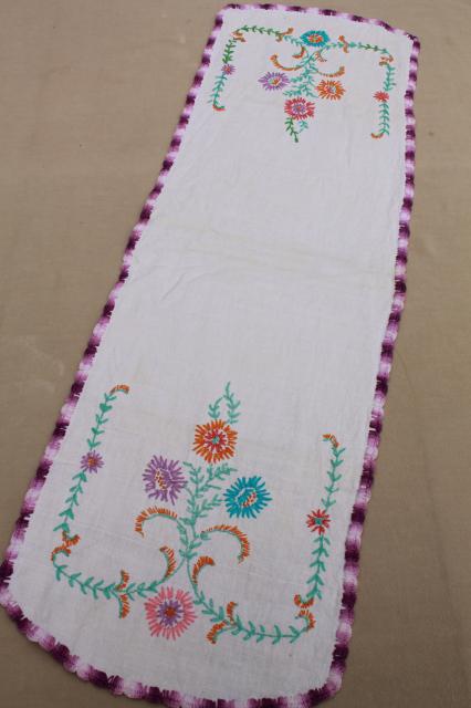 photo of vintage embroidered linens, towels & table runners w/ embroidery - flowers, birds, butterflies #8