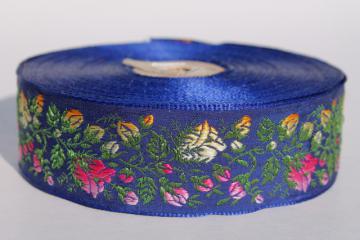 catalog photo of vintage embroidered satin ribbon sewing trim, roses floral pink & yellow on navy blue