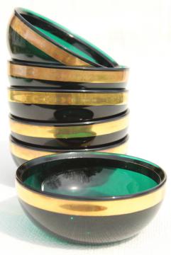 catalog photo of vintage emerald green glass bowls w/ wide gold band, Colonial candles new old stock