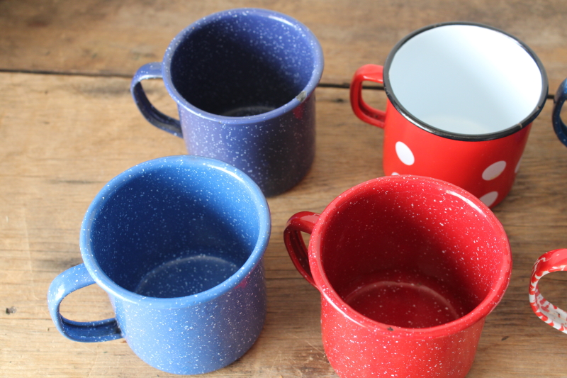 photo of vintage enamelware camp mugs, mismatched set blue graniteware, red & white splatterware  #8