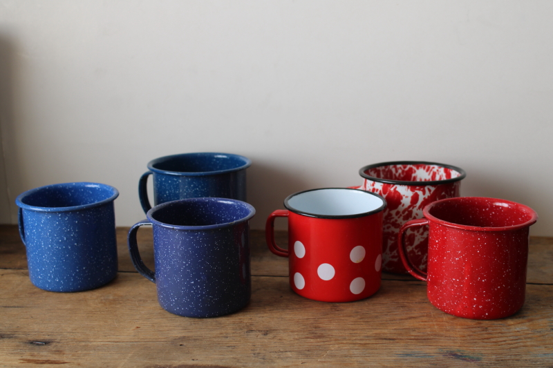photo of vintage enamelware camp mugs, mismatched set blue graniteware, red & white splatterware  #9