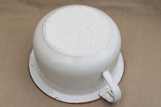 photo of vintage enamelware chamber pot, white & red enamel camp / cabin potty #5