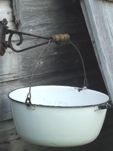 photo of vintage enamelware kettle, large bucket  pot w/ wire bail wood handle #1