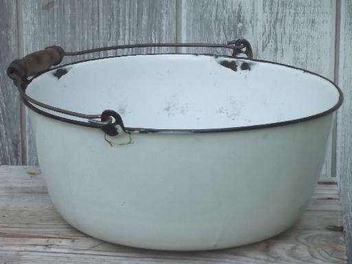 photo of vintage enamelware kettle, large bucket  pot w/ wire bail wood handle #4