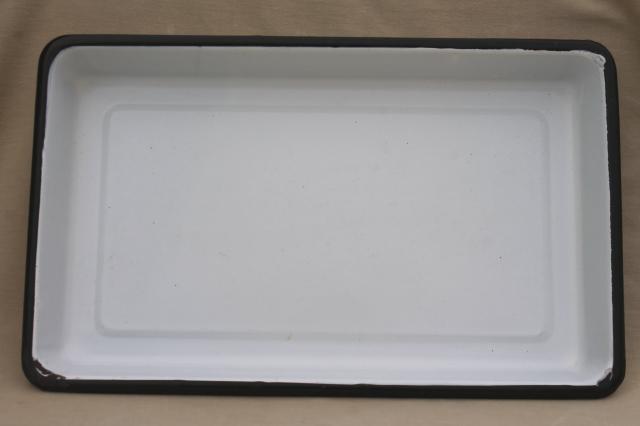 photo of vintage enamelware, large heavy enamel medical lab / industrial tool tray #2