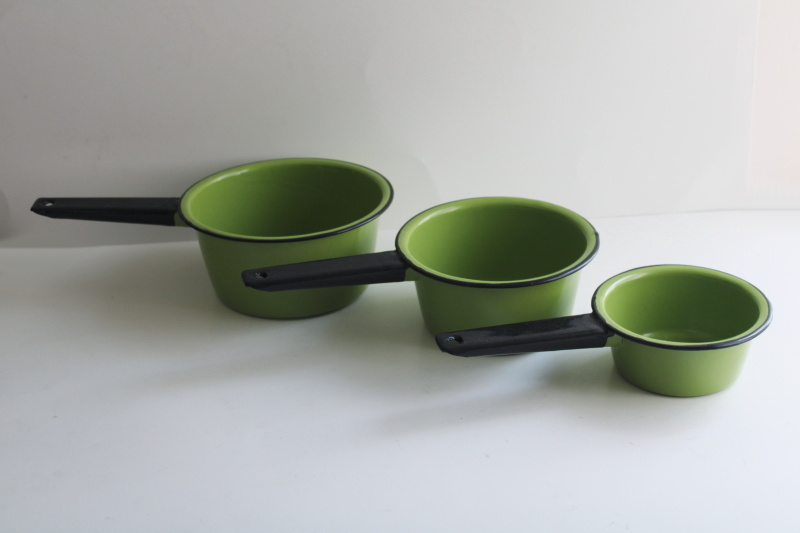 photo of vintage enamelware pans, nesting saucepan set deep green enamel w/ black handles & trim  #1