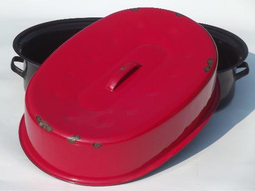 photo of vintage enamelware roasting pan, huge red & black roaster for turkey or goose  #5
