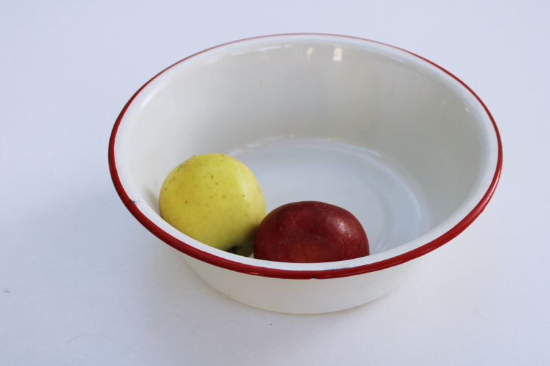 photo of vintage enamelware, white w/ red trim small pan or wash basin, farmhouse kitchen bowl #1