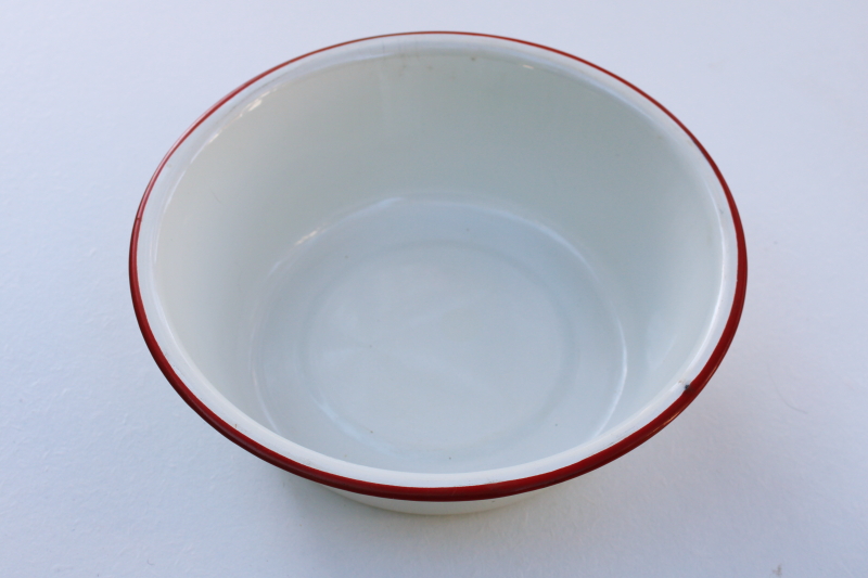 photo of vintage enamelware, white w/ red trim small pan or wash basin, farmhouse kitchen bowl #4