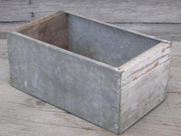 catalog photo of vintage farm tool box, primitive old painted wood crate w/ galvanized tin