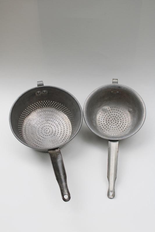 photo of vintage farmhouse kitchen sieves or strainers, colander bowls w/ long handles #2