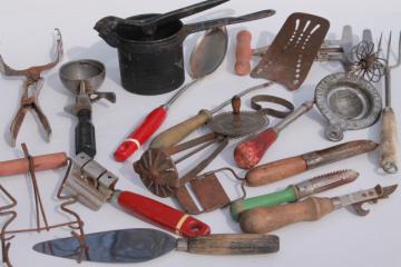 catalog photo of vintage farmhouse kitchenware lot, old fashioned grandma's kitchen tools & utensils