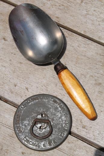 photo of vintage farmhouse kitchenware lot, primitive old farm kitchen utensils & tinware #8