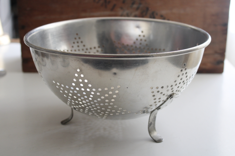 photo of vintage farmhouse style colander, star pattern bowl footed strainer drainer basket #1