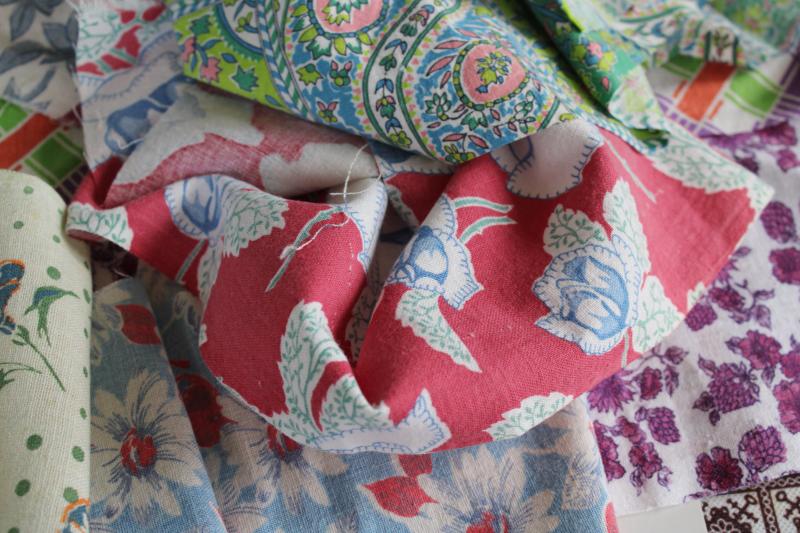 photo of vintage feedsack fabric lot, scrap quilting material, prints in all colors #5