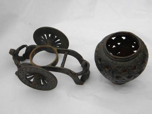 photo of vintage figural cast iron garden candle light/incense burner, old paint #3