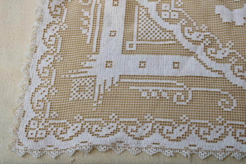 photo of vintage figural lace table cloth w/ lions, Italian buratto net lace centerpiece #3