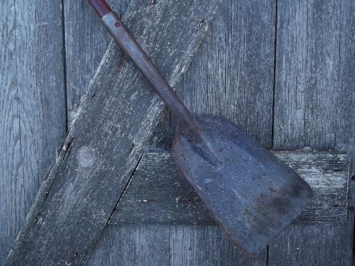 photo of vintage fireplace shovel, small old iron shovel for wood stove or hearth #2