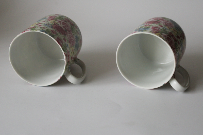 photo of vintage floral chintz china mugs, cute colorful flowered print tea or coffee cups #3