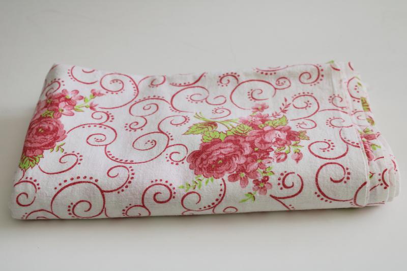 photo of vintage floral print cotton feedsack fabric, coral pink daisy flowers #4