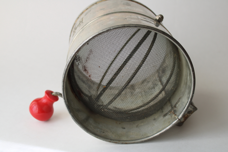 photo of vintage flour sifter, big H Hodges hand crank sifter w/ red painted wood handle  #3