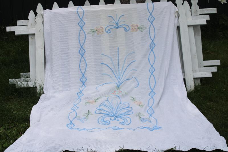 photo of vintage flowered cotton chenille bedspread, grandma chic shabby cozy cottage core #1