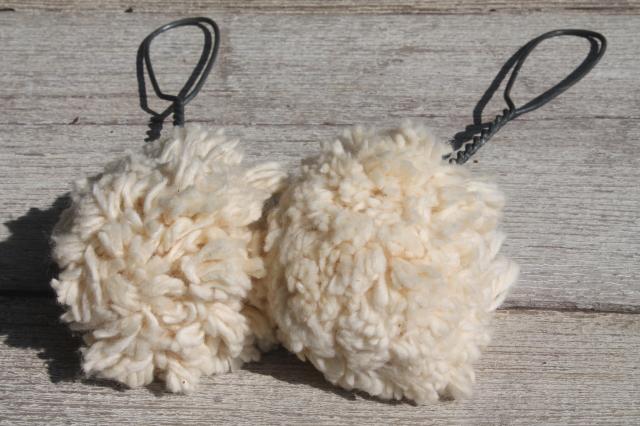 photo of vintage fluffy cotton pompom bottle brush kitchen scrubbers dusters w/ wire handles #3