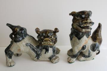 catalog photo of vintage foo dogs, rustic handmade slab art pottery ceramic little lion fu pair
