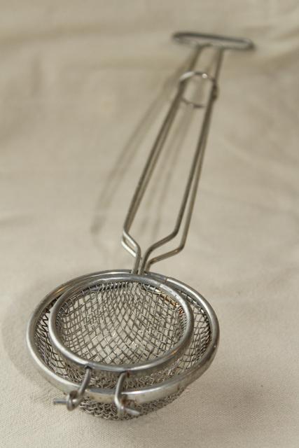 photo of vintage fry basket, fried potato nest wire frying basket w/ long handle #1