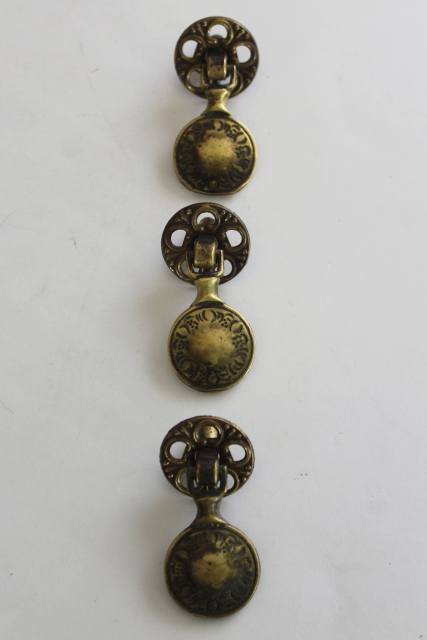 photo of vintage furniture hardware lot, antique brass finish Jacobean style teardrop drawer pulls  #1