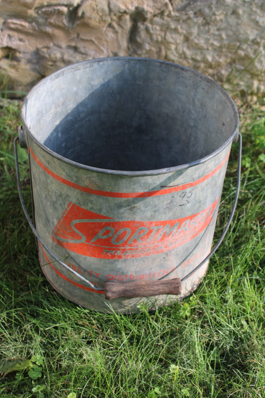 photo of vintage galvanized metal Sportmaster fishing minnow bucket, worn faded red fish graphics  #2