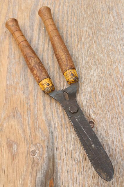 photo of vintage garden tools, grass shears, clippers, pruning loppers w/ old wood handles  #9