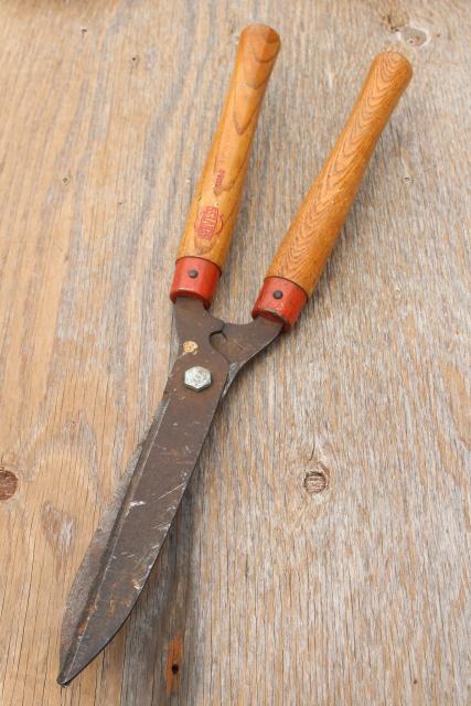 photo of vintage garden tools, grass shears, clippers, pruning loppers w/ old wood handles  #11