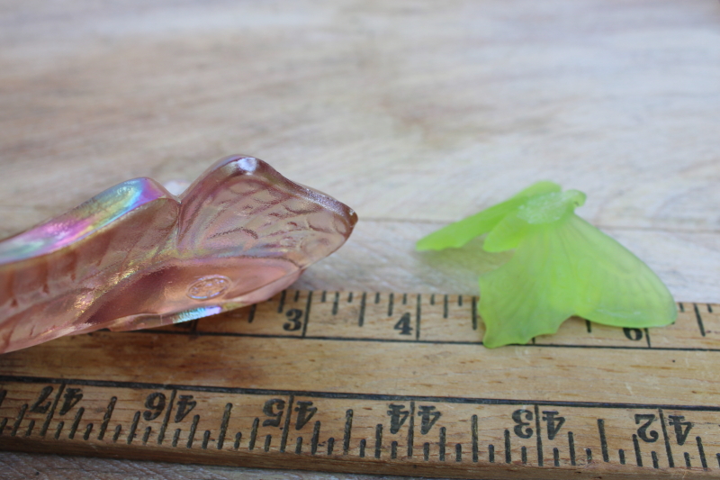 photo of vintage glass butterflies, Fenton carnival pink opalescent, lime green mist Westmoreland #4