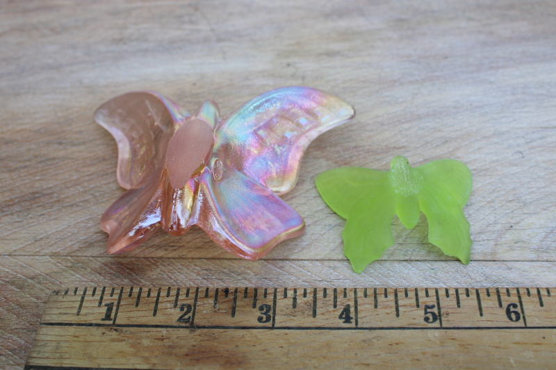 photo of vintage glass butterflies, Fenton carnival pink opalescent, lime green mist Westmoreland #5