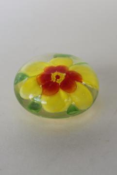 catalog photo of vintage glass paperweight, yellow flower daisy encased in clear glass, art glass made in China