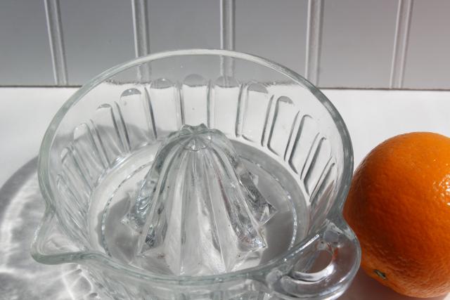 photo of vintage glass reamer, orange juicer sized for grapefruit or oranges #2