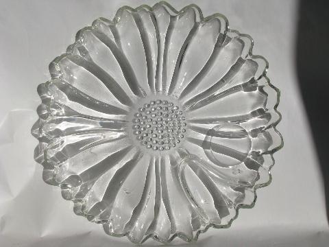photo of vintage glass sunflowers snack sets, round flower plates & cups #3
