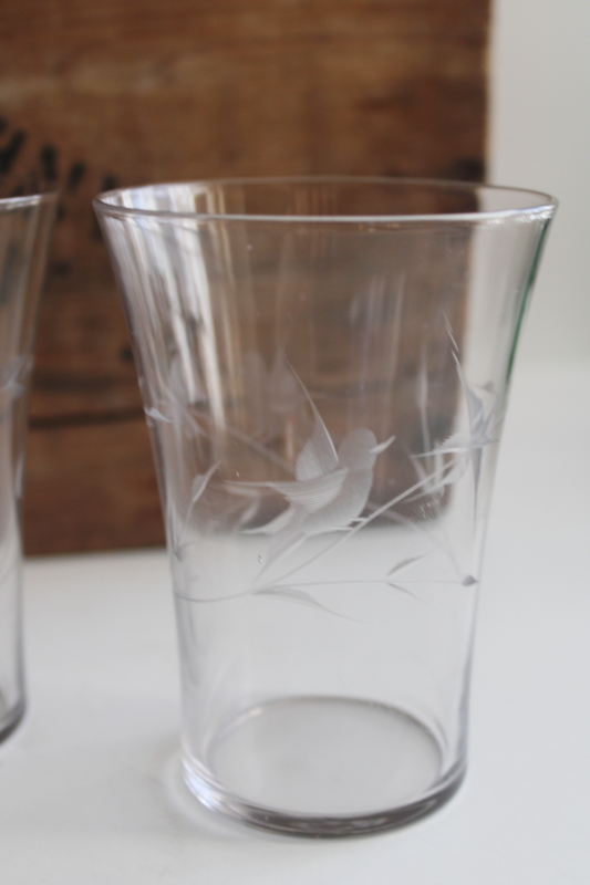 photo of vintage glass tumblers w/ birds and leaves, clear etched wheel cut pattern drinking glasses  #2