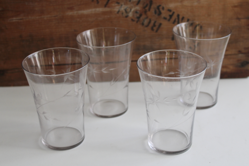 photo of vintage glass tumblers w/ birds and leaves, clear etched wheel cut pattern drinking glasses  #6