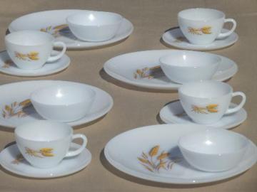 catalog photo of vintage gold wheat Fire-King glass dishes set for 4 plates, bowls, cups