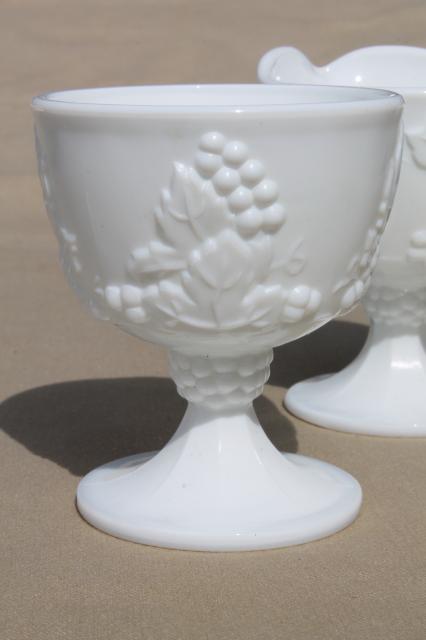 photo of vintage grapes pattern milk glass cream & sugar set, Indiana harvest grape #3