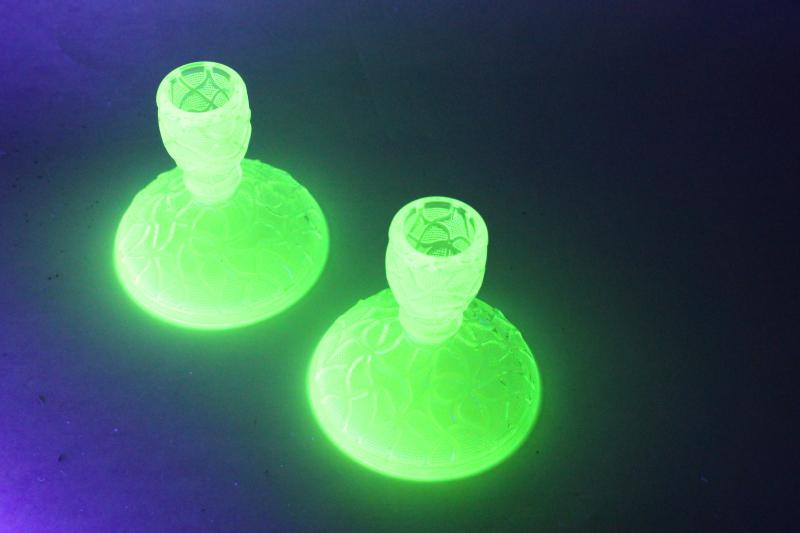 photo of vintage green depression glass crackle cracked ice uranium glass candle holders #1